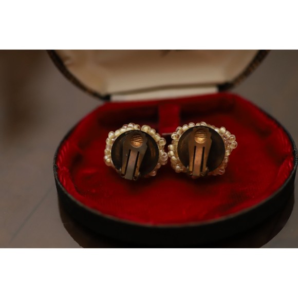 Midcentury, Vintage Twisted Bead Clip Earrings - Picture 3 of 5